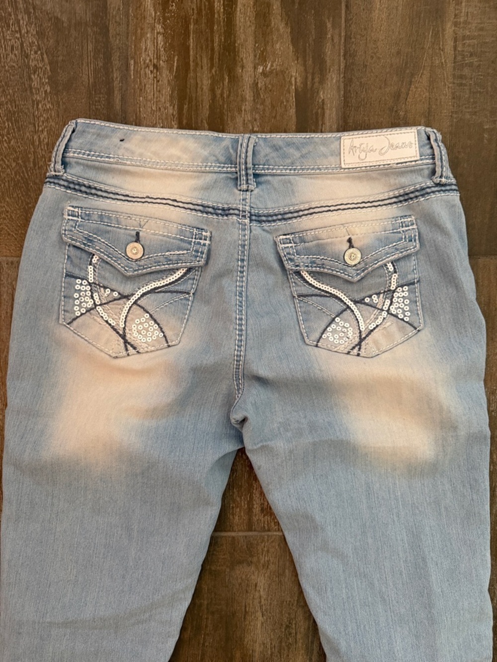 Ariya Faded Light Blue Skinny Jeans with Sequin Pocket Accents